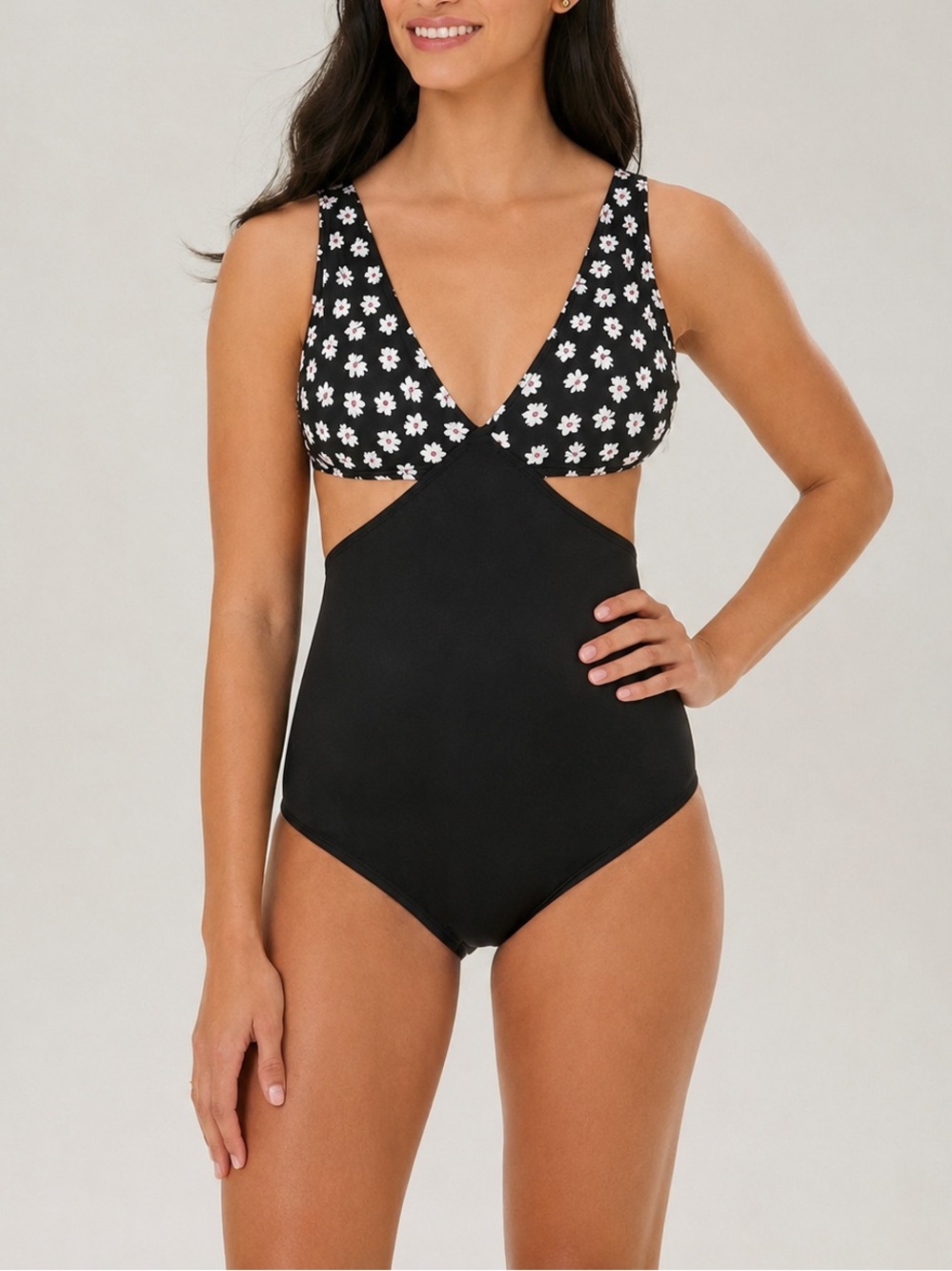 NWT Beach Betty by Miracle Brands Daisy Cutout One Piece Swimsuit Black Medium